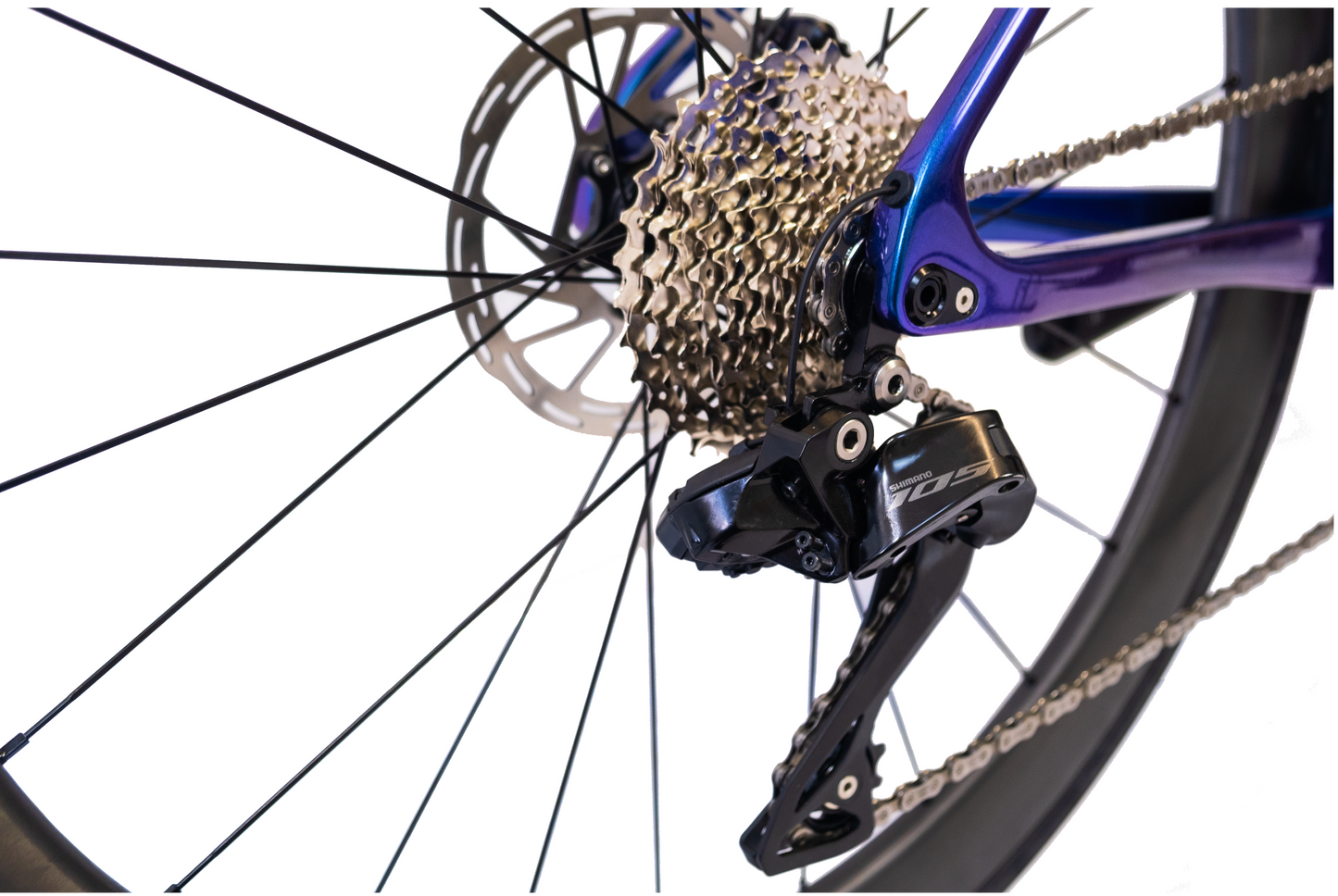 RINOS Bicicleta de Estrada em Carbono Odin 6.1 Shimano 105 Di2, 24 velocidades