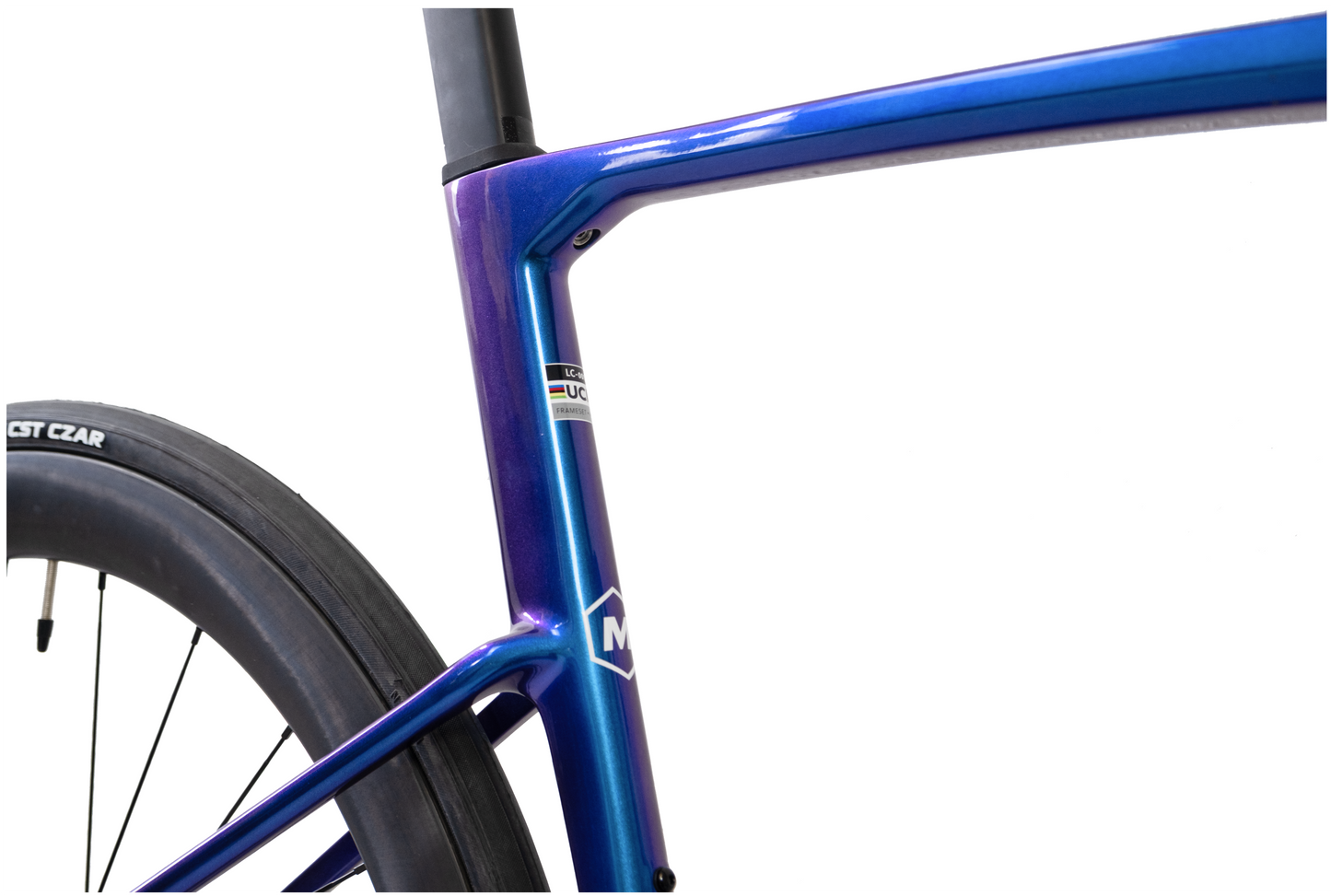 RINOS Bicicleta de Estrada em Carbono Odin 6.1 Shimano 105 Di2, 24 velocidades