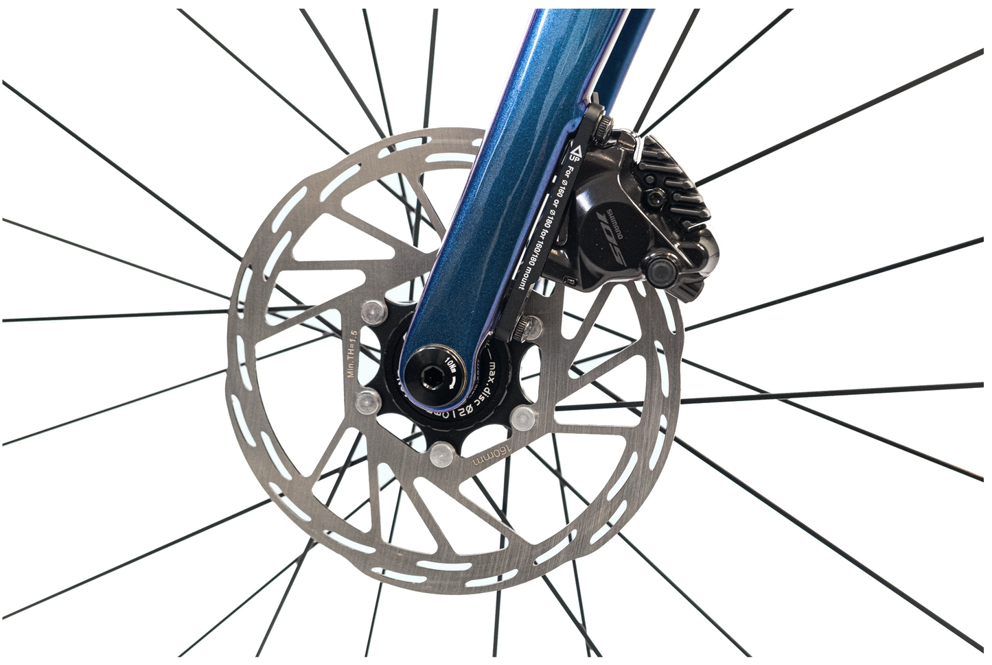 RINOS Bicicleta de Estrada em Carbono Odin 6.1 Shimano 105 Di2, 24 velocidades